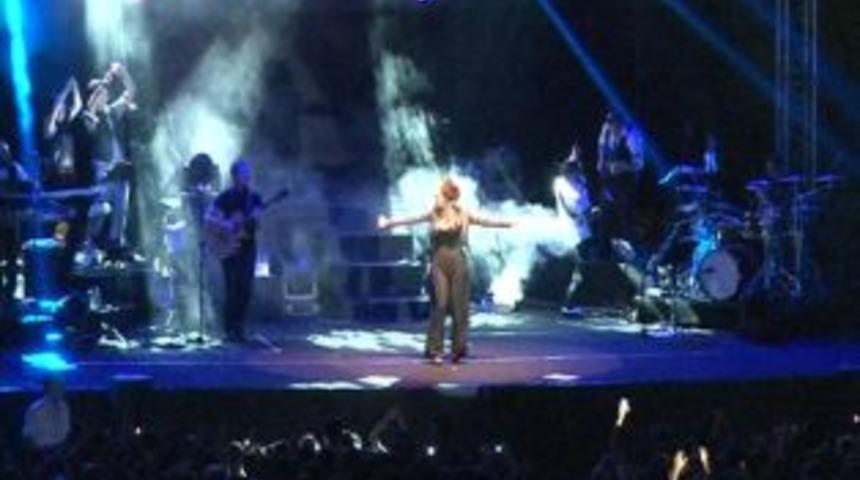 Sıla Samsunluları coşturdu