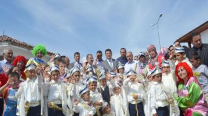 Çankırı Belediyesi, bu sene 136 çocuğu sünnet ettirdi