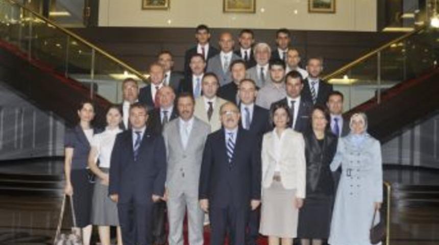 Teşkilatıma teşekk&uuml;r ediyorum