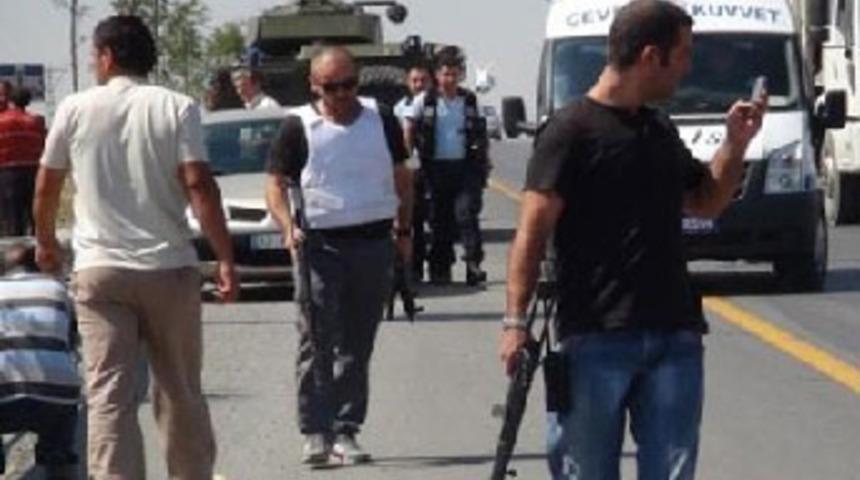 Korucu işyeri bastı, Bitlis karıştı