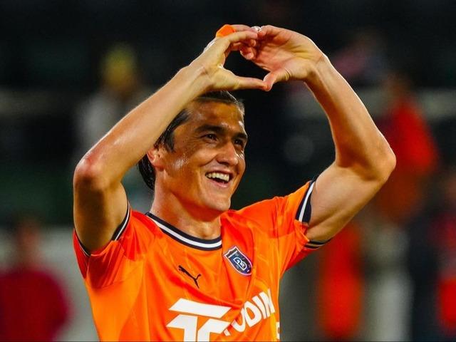 Eldor Shomurodov, gol sayısını 6&rsquo;ya &ccedil;ıkardı