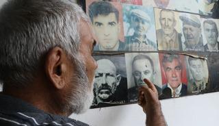 Bu duvara bakan "Allah rahmet eylesin" diyor