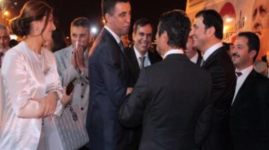 Başbakan Erdoğan: En az 3 &ccedil;ocuk istiyoruz, fazlası Allah kerim