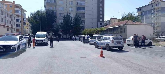 Kıraathane &ccedil;alışanı husumetlisini t&uuml;fekle vurdu 2