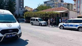 Kıraathane çalışanı husumetlisini tüfekle vurdu