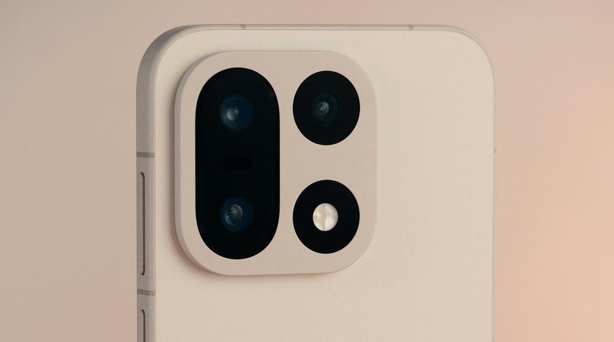 Geekbench 7 kaydı sırrını ele verdi! OnePlus 16&rsquo;dan "Pro" s&uuml;rprizi