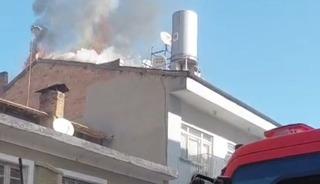 Malatya&rsquo;da korkutan &ccedil;atı yangını