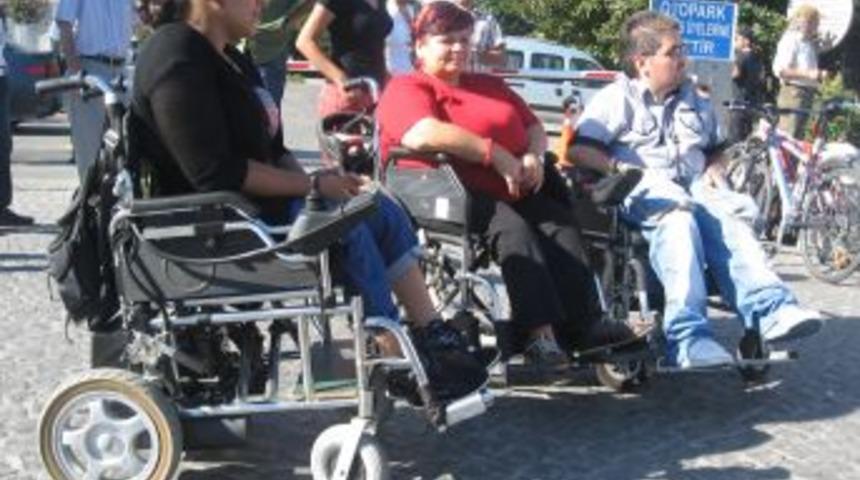 Engeller i&ccedil;in Artvin'e kadar pedal &ccedil;evirecekler