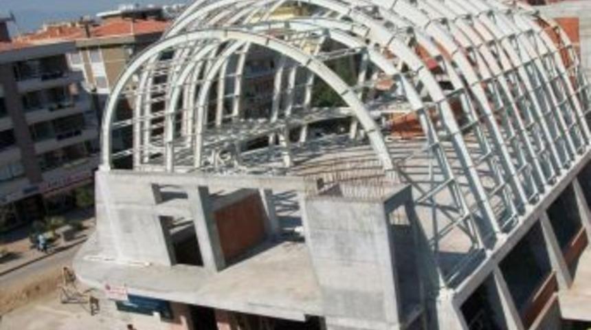 Osmanlı mimarisiyle &ccedil;elik konstr&uuml;ksiyonlu cami