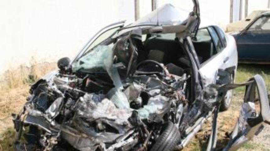 Konya'da trafik kazası: 4 &ouml;l&uuml;, 2 yaralı