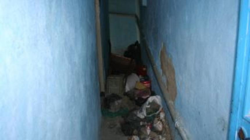 Ayağı kesilince karısı terk etti, 5 &ccedil;ocuğuyla ortada kaldı