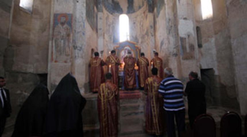 Akdamar'da "kardeşlik" duası