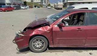 Samsun&rsquo;da otomobil ile hafif ticari ara&ccedil; &ccedil;arpıştı: 2 yaralı