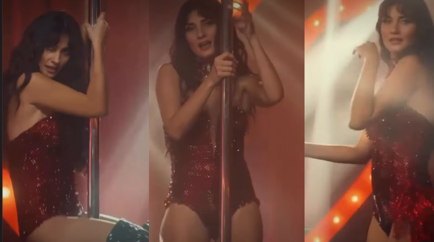 Tuba B&uuml;y&uuml;k&uuml;st&uuml;n'&uuml;n Sultana'daki direk dansı olay oldu! 
