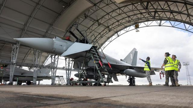 MSB heyeti İngiltere'de Eurofighter bakım tesislerini inceledi