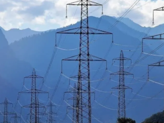 &Ccedil;in'de elektrik t&uuml;ketimi ağustosta yıllık bazda y&uuml;zde 1,7 arttı