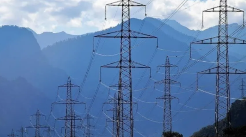 &Ccedil;in'de elektrik t&uuml;ketimi ağustosta yıllık bazda y&uuml;zde 1,7 arttı