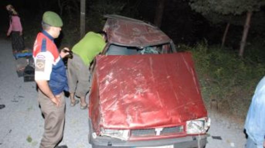 Otostop &ccedil;ektiği otomobilde ağır yaralandı