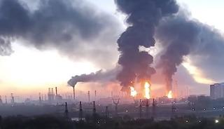 Ukrayna: Moskova ve Voronej b&ouml;lgelerindeki petrol ve işletme tesislerine saldırılar d&uuml;zenledik