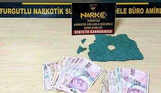 Manisa'da uyuşturucu operasyonu: 3 g&ouml;zaltı