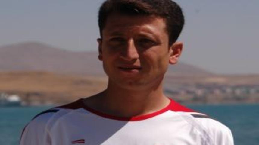 Milli Atlet Serdar Durer spor hayatına son noktayı koydu