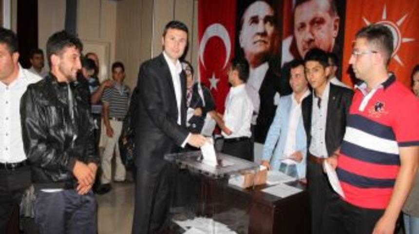 "AK Parti ailesinin millete olan sevdası sonu&ccedil;suz bir sevda değildir"