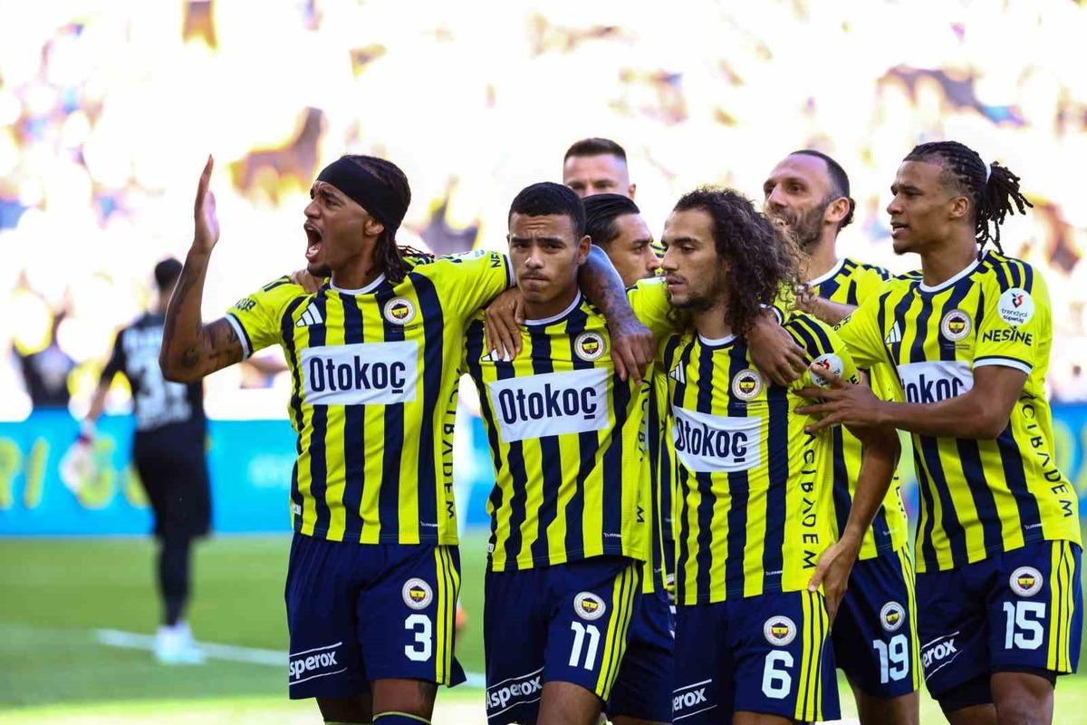 Fenerbahçe den Eyüpspor karşısında tarihi şov! Alex ten bu yana bir ilk 4