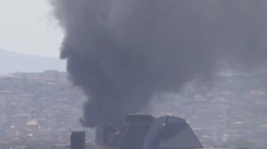 Kocaeli'nde korkutan fabrika yangını