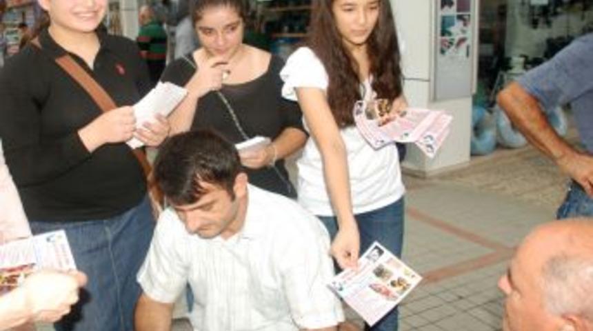 Rize&rsquo;de Somali&rsquo;ye yardımlar s&uuml;r&uuml;yor