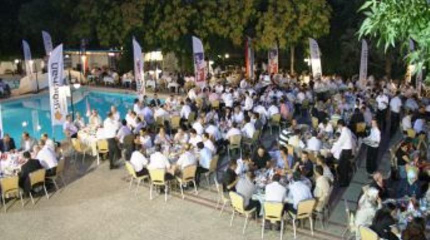 Aksaraylı işadamları AGİAD&rsquo;ın iftarında buluştu