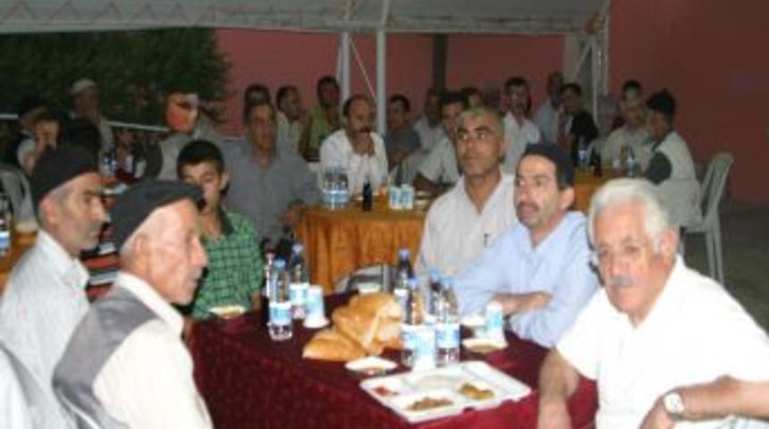 Siirt M&uuml;ft&uuml;l&uuml;ğ&uuml;'n&uuml;n iftar daveti yoğun ilgi g&ouml;rd&uuml;
