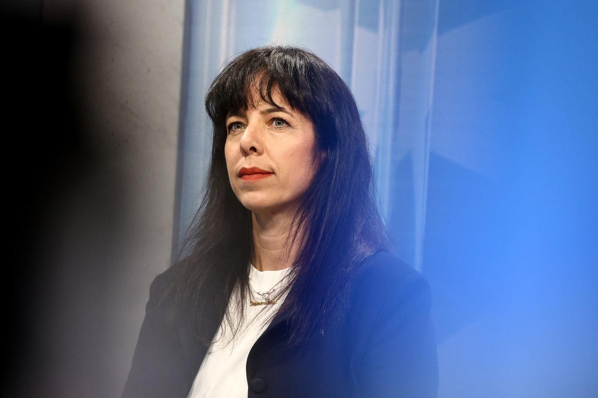 Berlin deki seçimde Başbakanlığa Elif Eralp i aday gösteren Sol Parti önde! İşte açıklama 8