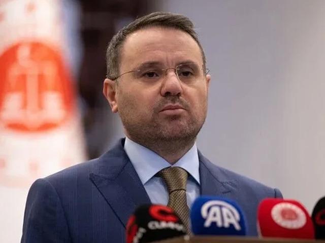 Bakan G&uuml;rlek: "UYAP&rsquo;ın yeni g&uuml;ncellemesiyle yeni uygulamaları hizmete sunuyoruz"