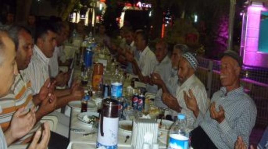 T&uuml;rkoğlu Kaymakamlığı, şehit yakınlarına ve gazilere iftar verdi