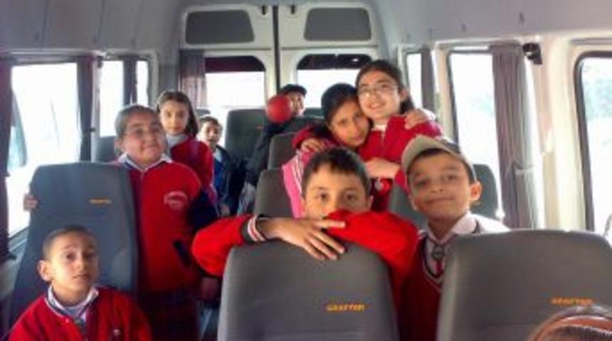 Okulların a&ccedil;ılması &ouml;ğrenci servislerini sevindirdi