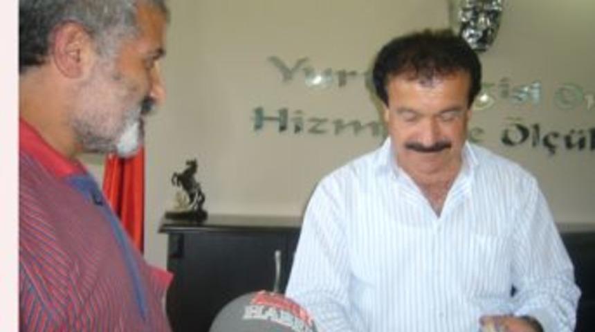 Okul arkadaşından Başkan Arpacıoğlu'na tent&uuml;r&uuml;kl&uuml; teşekk&uuml;r