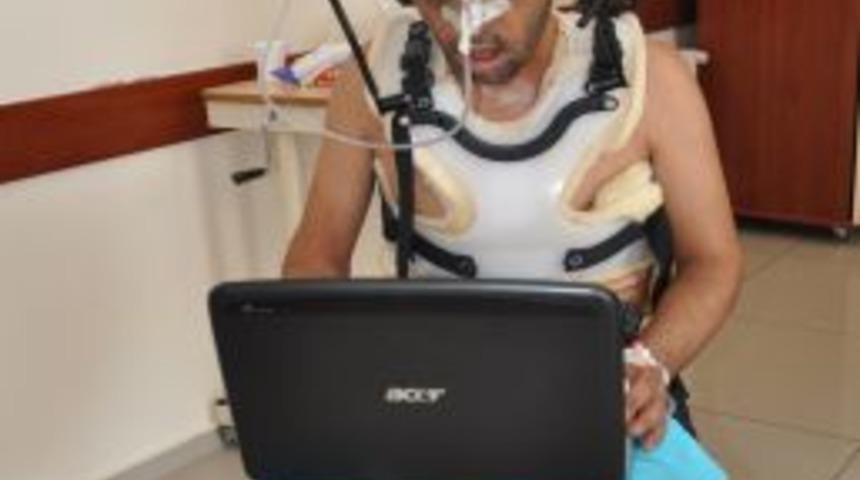 Yaşaması zor denilen gen&ccedil;, hastaneden y&uuml;r&uuml;yerek &ccedil;ıktı