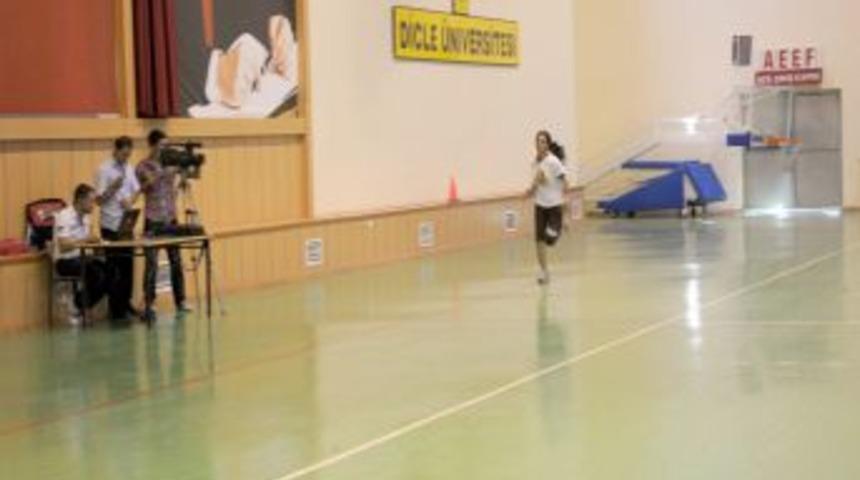 Dicle &Uuml;niversitesi BESYO&rsquo;da sınav heyecanı