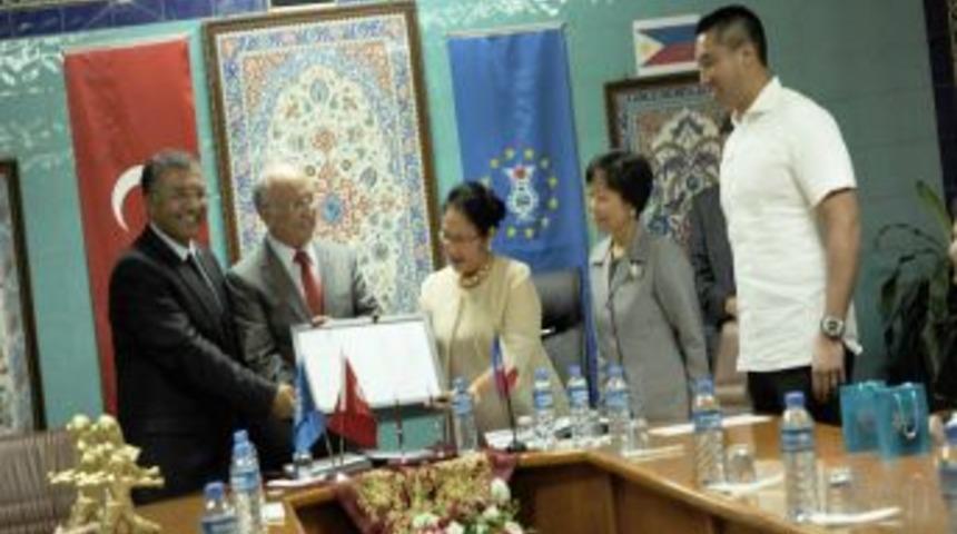 K&uuml;tahya, San Juan ile kardeş şehir oldu