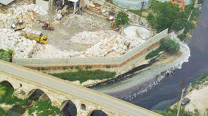 Ergene nehri &ouml;l&uuml;yor &ouml;ld&uuml;r&uuml;yor!