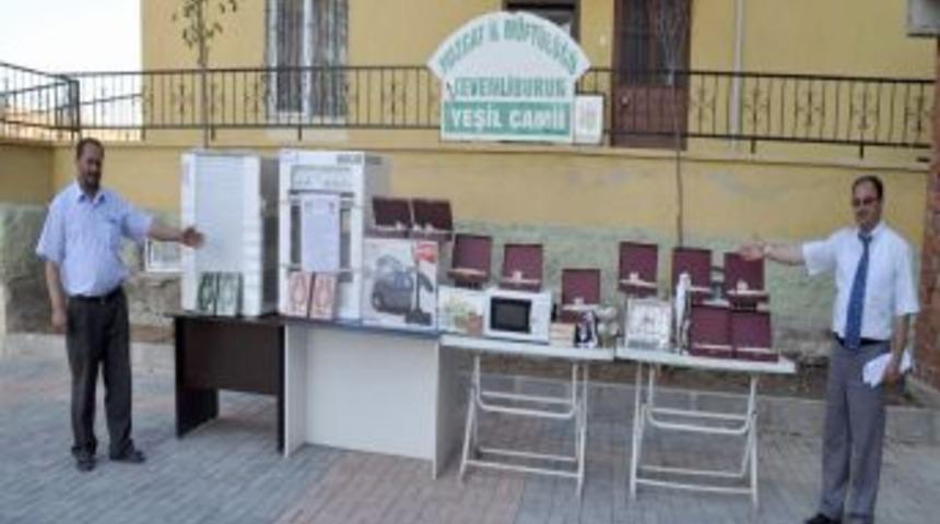 Kur&rsquo;an kursuna ilgiyi artırmak i&ccedil;in beyaz eşyalı kampanya