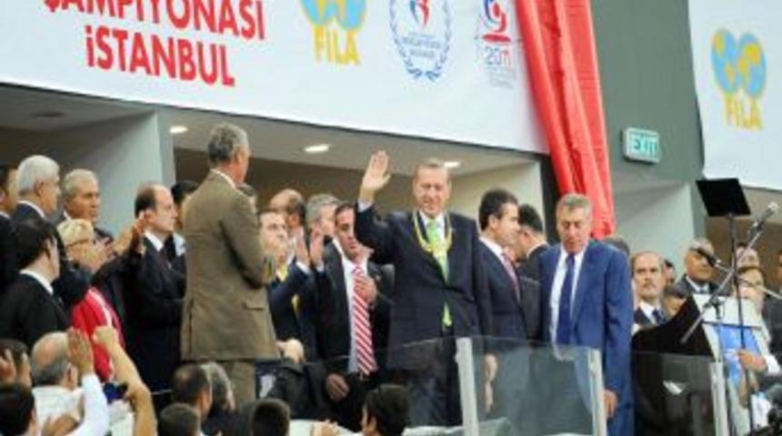 Erdoğan: Sadece hak edenlerin kazanmış sayılacağını &ouml;ğrenmeye ihtiyacımız var