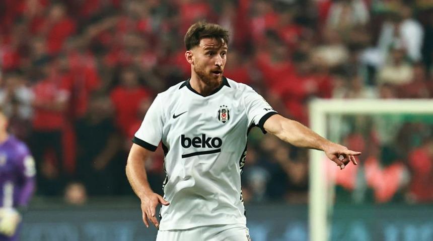Beşiktaş'ın yıldızından şoke eden a&ccedil;ıklama! "Benim y&uuml;z&uuml;nden yenildik"