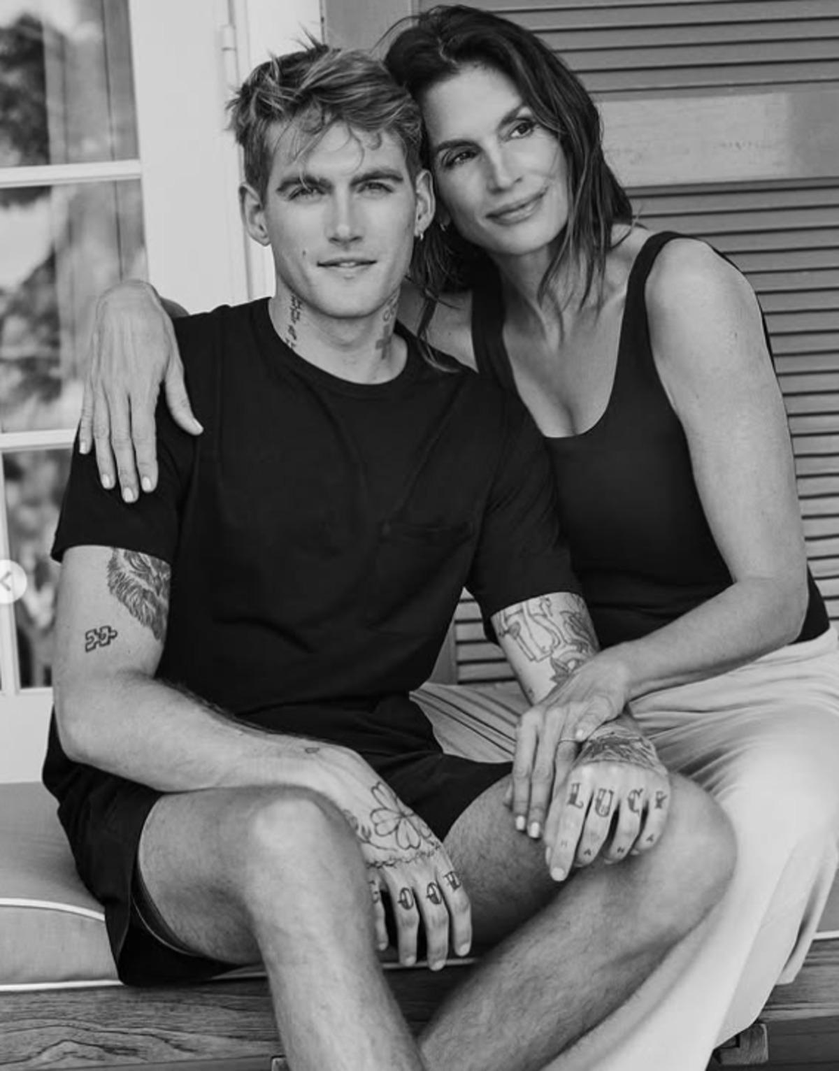 Cindy Crawford ın oğlu Presley Gerber 27 yaşında hayatını kaybetti! 1