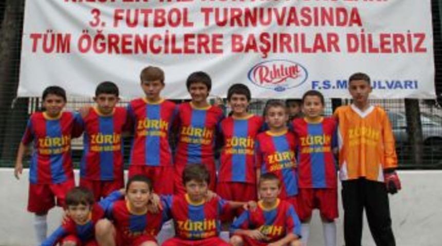 Yaz Kuran Kursları Futbol Turnuvası&rsquo;nın şampiyonu Fethi Ko&ccedil;er Camii
