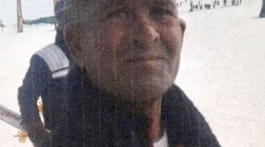 Denizde boğulan &ouml;ğretmenin cesedi 3 g&uuml;n sonra bulundu