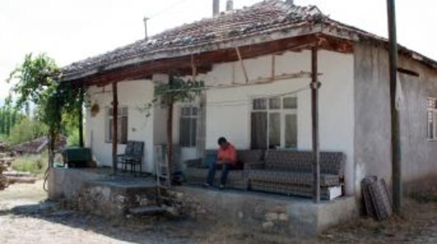 Şehit y&uuml;zbaşının cenazesi memleketi Tokat'a getirildi