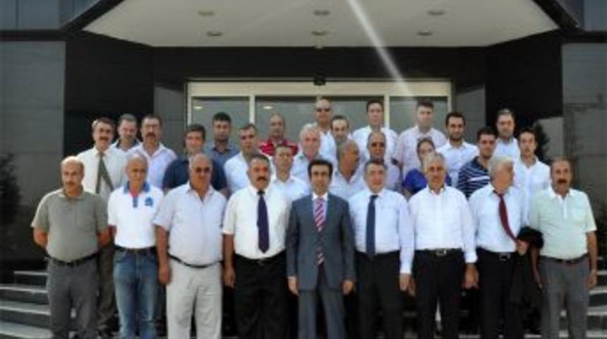 Vali G&uuml;zeloğlu: Mersin bakliyat ve hububatın merkezi ve belirleyicisidir