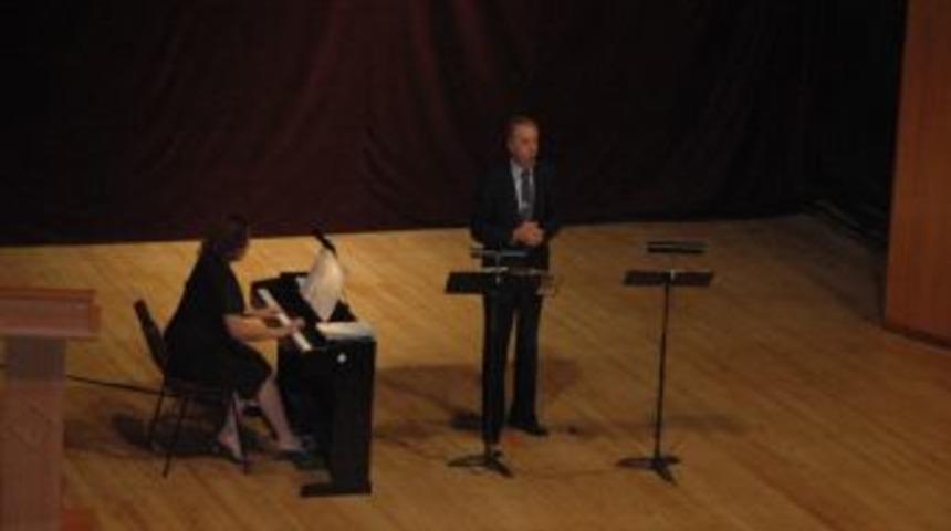 &Uuml;cretsiz operaya vatandaşlar yoğun ilgi g&ouml;sterdi