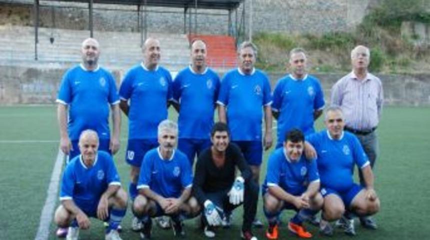 Eski futbolcular oynadıkları futbolla eskiyi aratmadı